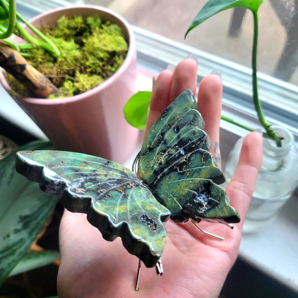 Moss Agate Stone Butterfly Crystal. Rock Green